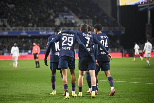 AJ Auxerre v Paris Saint-Germain - Ligue 1 McDonald s 2025 2026 29 Bradley BARCOLA (psg) during the Ligue 1 McDonald s match between Auxerre and Paris at Stade Abbe Deschamps on January 23, 2026 in Auxerre, France. Auxerre France  Copyright: xFEPx 776348257