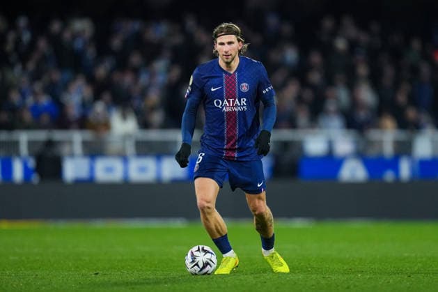AJ Auxerre v PSG - French Ligue 1 AUXERRE, FRANCE - JANUARY 23: Illia Zabarnyi of PSG controls the ball during the French Ligue 1 (L1) soccer match between AJ Auxerre and Paris Saint-Germain (PSG) at Stade de l Abbe-Deschamps stadium in Auxerre, France on January 23, 2026. Maxime Delacroix Anadolu Auxerre France. Editorial use only. Please get in touch for any other usage.  Copyright: x2026xAnadoluxMaximexDelacroixx