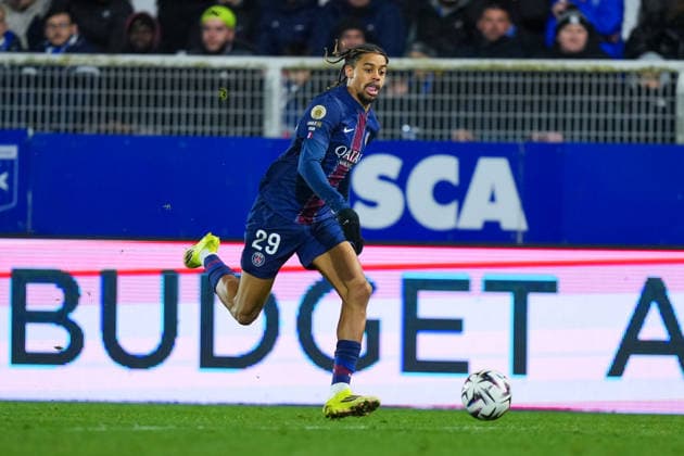 AJ Auxerre v PSG - French Ligue 1 AUXERRE, FRANCE - JANUARY 23: Bradley Barcola of PSG runs with the ball during the French Ligue 1 (L1) soccer match between AJ Auxerre and Paris Saint-Germain (PSG) at Stade de l Abbe-Deschamps stadium in Auxerre, France on January 23, 2026. Maxime Delacroix Anadolu Auxerre France. Editorial use only. Please get in touch for any other usage.  Copyright: x2026xAnadoluxMaximexDelacroixx