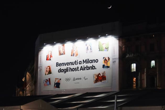 Milan, Preparations for the 25th Olympic and Paralympic Winter games, Winterspiele,Spiele, Summer games in Milan-Cortina 2026 are underway two weeks before the start of the Olympics. Pictured: Airbnb billboard  Copyright: xAlessandroxBremecx xipa-agency.netx xx IPA_Agency_IPA70477839