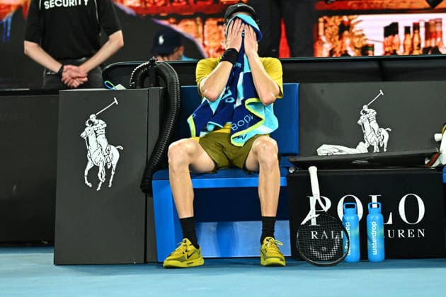 Australian Open - Melbourne Jannik Sinner (ITA) during his third round match at the 2026 Australian Open at Melbourne Park in Melbourne, Australia, on January 24, 2026. Photo by Corinne Dubreuil ABACAPRESS.COM Melbourne Australia  Copyright: xDubreuilxCorinne ABACAx