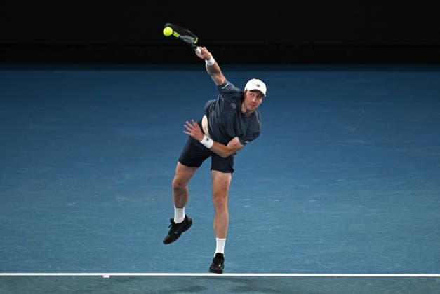 TENNIS AUSTRALIAN OPEN, Botic Van De Zandschulp of Netherlands in action during the Men™s 3rd round match against Novak Djokovic of Serbia on day 7 of the 2026 Australian Open tennis tournament at Melbourne Park in Melbourne, Saturday, January 24, 2026. ( NO ARCHIVING MELBOURNE VICTORIA AUSTRALIA  Copyright: xLUKASxCOCHx 20260124176442122480