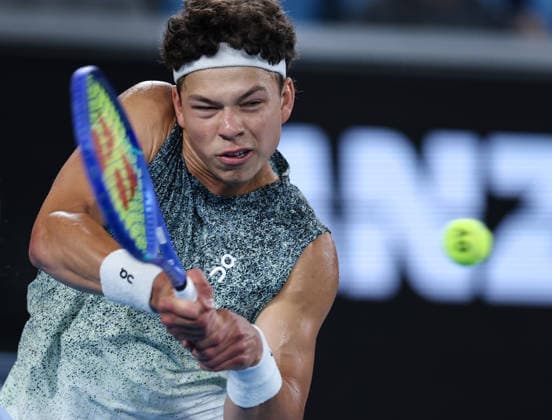 (260124) -- MELBOURNE, Jan. 24, 2026 -- Ben Shelton of the United States hits a return during the men s singles 3rd round match against Valentin Vacherot of Monaco at the Australian Open 2026 tennis tournament in Melbourne, Australia, Jan. 24, 2026. ) (SP)AUSTRALIA-MELBOURNE-TENNIS-AUSTRALIAN OPEN-MEN S SINGLES MaxPing 