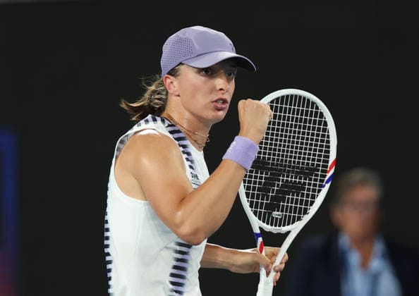 January 24, 2026, Melbourne, Victoria, Australia: IGA SWIATEK of Poland during the match against A. Kalinskaya in the third round of Australian Open, Melbourne, Australia. Melbourne Australia - ZUMAc278 20260124_zsp_c278_053 Copyright: xMarcinxCholewinskix
