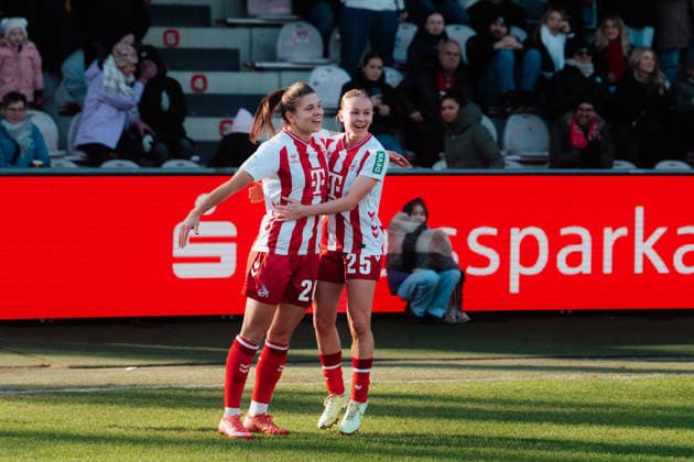24.01.26, Frauen, Fussball, Google Pixel Frauen Bundesliga, Saison 2025 2026, 1. FC Köln - SC Freiburg, 15. Spieltag Martyna Wiankowska ( 26 - 1. FC Köln) Jubel über das Tor zum 1:0 mit Laura Donhauser ( 25 - 1. FC Köln) Köln Franz-Kremer-Stadion NRW Deutschland