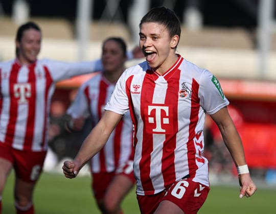 23.01.2026 xophax, Fussball Frauen Bundesliga Google Pixel Frauen - Bundesliga 25 26 Saison 2025 2026 1.FC Köln - SC Freiburg. Martyna Wiankowska ( 1.FC Köln ) per Elfmeter zum 1 zu 0 für den FC - Jubel Köln
