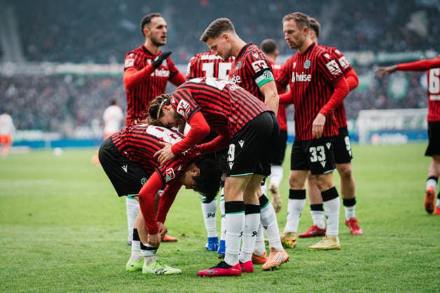2. Bundesliga: Hannover 96 vs. Fortuna Düsseldorf, 24.01.2026 TOR; JUBEL durch Daisuke Yokota (Hannover 96, 18) zum 1:0; Fußball, 2. Bundesliga, 19. Spieltag: Hannover 96 vs. Fortuna Düsseldorf am 24.01.2026 in der Heinz von Heiden Arena, Hannover DFL REGULATIONS PROHIBIT ANY USE OF PHOTOGRAPHS AS IMAGE SEQUENCES AND OR QUASI-VIDEO.