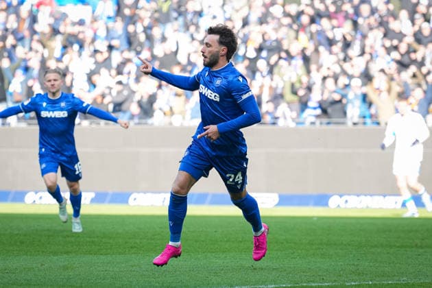 Deutschland, Fußball, 2 Bundesliga, Saison 2025 2026, Karlsruher SC vs. Herta BSC BBBank Wildpark (Karlsruhe): Fabian Schleusener (Karlsruher SC, 24) Tor, Torjubel, Karlsruhe BBBank Wildpark Baden-Württemberg Deutschland