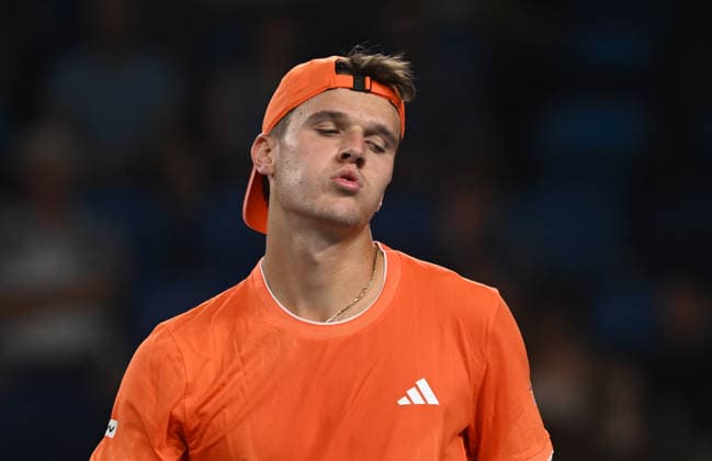 TENNIS AUSTRALIAN OPEN, Jakub Mensik of Czech Republic reacts during the Men™s 3rd round match against Ethan Quinn of USA on day 7 of the 2026 Australian Open tennis tournament at Melbourne Park in Melbourne, Saturday, January 24, 2026. ( NO ARCHIVING MELBOURNE VICTORIA AUSTRALIA  Copyright: xLUKASxCOCHx 20260124116820249689