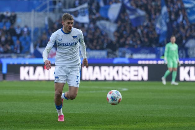 2. Bundesliga, Karlsruher SC vs Hertha BSC, 24.01.2026 Agustín Rogel (Hertha BSC, 3) 2. Bundesliga, Karlsruher SC vs Hertha BSC, BBBank Wildpark Karlsruhe, 24.01.2026 DFB DFL REGULATIONS PROHIBIT ANY USE OF PHOTOGRAPHS AS IMAGE SEQUENCES AND OR QUASI-VIDEO.