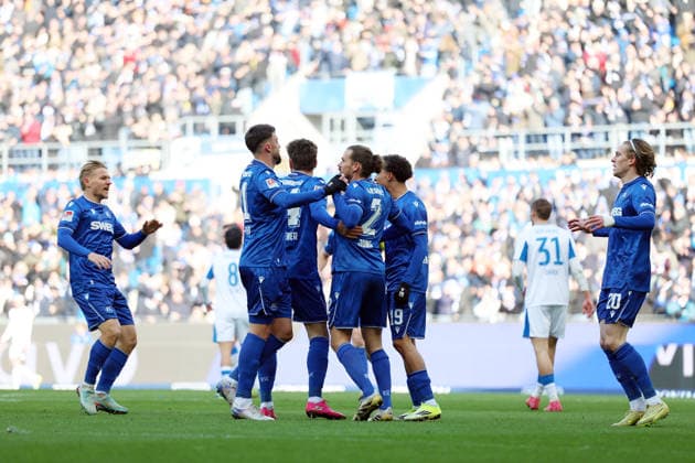 24.01.2026, xrekx, Fussball 2.Bundesliga, Karlsruher SC - Hertha BSC Berlin v.l. Torjubel nach dem Tor zum celebrating the goal celebrate 1:0 durch Fabian Schleusener (Karlsruher SC) (DFL DFB REGULATIONS PROHIBIT ANY USE OF PHOTOGRAPHS as IMAGE SEQUENCES and or QUASI-VIDEO) Karlsruhe