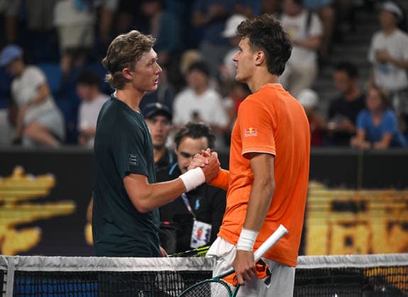 TENNIS AUSTRALIAN OPEN, Jakub Mensik of Czech Republic (r) celebrates winning the Men™s 3rd round match against Ethan Quinn of USA on day 7 of the 2026 Australian Open tennis tournament at Melbourne Park in Melbourne, Saturday, January 24, 2026. ( NO ARCHIVING MELBOURNE VICTORIA AUSTRALIA  Copyright: xLUKASxCOCHx 20260124124654238516