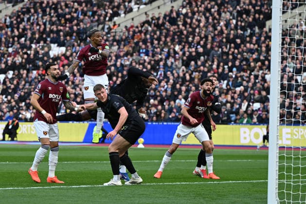 West Ham United v Sunderland, Premier League **GOAL** West Ham United midfielder Crysencio Summerville (7) GOAL scores 1-0 during the Premier League match between West Ham United and Sunderland at the London Stadium, London, UK on 24 January 2026. London London Stadium UK Editorial use only DataCo restrictions apply See www.football-dataco.com , Copyright: xSimonxTraylenx PSI-23617-0009