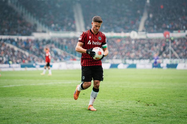 2. Bundesliga: Hannover 96 vs. Fortuna Düsseldorf, 24.01.2026 Enzo Leopold (Hannover 96, 8); Fußball, 2. Bundesliga, 19. Spieltag: Hannover 96 vs. Fortuna Düsseldorf am 24.01.2026 in der Heinz von Heiden Arena, Hannover DFL REGULATIONS PROHIBIT ANY USE OF PHOTOGRAPHS AS IMAGE SEQUENCES AND OR QUASI-VIDEO.