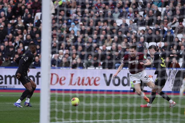 24th January 2026; London Stadium, London, England; Premier League Football, West Ham United versus Sunderland; Ollie Scarles of West Ham United is fouled by Trai Hume of Sunderland for a penalty kick  KatiexChan Content restricted for UK based newspaper