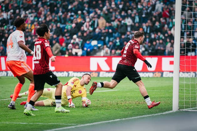 2. Bundesliga: Hannover 96 vs. Fortuna Düsseldorf, 24.01.2026 TOR durch Benjamin Källman (Hannover 96, 9) zum 2:0; Fußball, 2. Bundesliga, 19. Spieltag: Hannover 96 vs. Fortuna Düsseldorf am 24.01.2026 in der Heinz von Heiden Arena, Hannover DFL REGULATIONS PROHIBIT ANY USE OF PHOTOGRAPHS AS IMAGE SEQUENCES AND OR QUASI-VIDEO.
