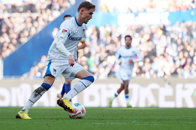 24.01.2026, xrekx, Fussball 2.Bundesliga, Karlsruher SC - Hertha BSC Berlin v.l. Marten Winkler (Hertha BSC) (DFL DFB REGULATIONS PROHIBIT ANY USE OF PHOTOGRAPHS as IMAGE SEQUENCES and or QUASI-VIDEO) Karlsruhe