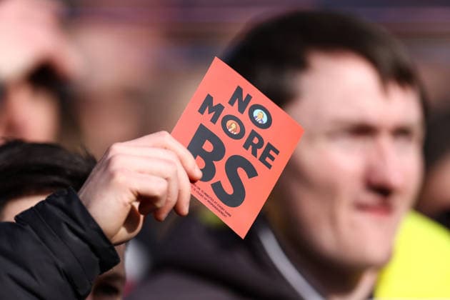 West Ham United v Sunderland 24 January 2026, London - Premier League Football - West Ham United v Sunderland - West Ham fans hold up cards in protest of their owners - Photo: Jacques Feeney Offside. London UK Copyright: xJacquesxFeeneyx xOffsidexOffside