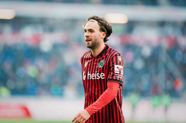 2. Bundesliga: Hannover 96 vs. Fortuna Düsseldorf, 24.01.2026 Kolja Nuno Oudenne (Hannover 96, 29); Fußball, 2. Bundesliga, 19. Spieltag: Hannover 96 vs. Fortuna Düsseldorf am 24.01.2026 in der Heinz von Heiden Arena, Hannover DFL REGULATIONS PROHIBIT ANY USE OF PHOTOGRAPHS AS IMAGE SEQUENCES AND OR QUASI-VIDEO.