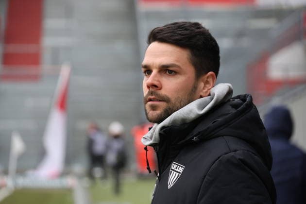 Trainer: Victor Kleinhenz (Schweinfurt) Fussball 3. Liga 2025 2026 FC Energie Cottbus - 1, FC Schweinfurt 05