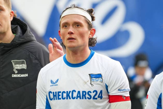 Fussball: 2. Bundesliga, 19. Spieltag, Karlsruher SC - Hertha BSC am 24.01.2026 in Karlsruhe (BBBank Wildpark), Deutschland, Saison 2025 2026: DFB DFL REGULATIONS PROHIBIT ANY USE OF PHOTOGRAPHS as IMAGE SEQUENCES and or QUASI-VIDEO: Im Fokus Fabian Reese (11, BSC). Karlsruhe BBBank Wildpark Deutschland