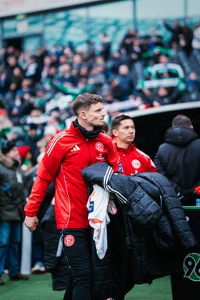 2. Bundesliga: Hannover 96 vs. Fortuna Düsseldorf, 24.01.2026 Moritz Heyer (Fortuna Düsseldorf, 5); Fußball, 2. Bundesliga, 19. Spieltag: Hannover 96 vs. Fortuna Düsseldorf am 24.01.2026 in der Heinz von Heiden Arena, Hannover DFL REGULATIONS PROHIBIT ANY USE OF PHOTOGRAPHS AS IMAGE SEQUENCES AND OR QUASI-VIDEO.