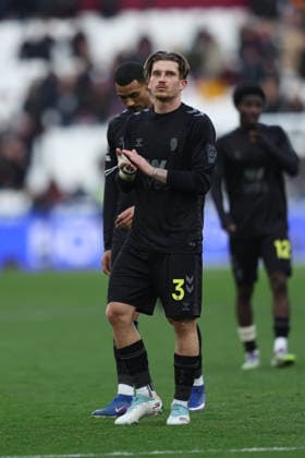 24th January 2026; London Stadium, London, England; Premier League Football, West Ham United versus Sunderland; Dennis Cirkin of Sunderland thanking the fans after the match  KatiexChan Content restricted for UK based newspaper