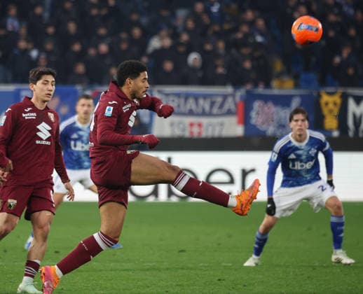 January 24, 2026, Como: Torino FC s defender Saul Basilio Coco Saul in action during the Italian Serie A soccer match Como 1907 vs Torino FC at Giuseppe Sinigaglia stadium in Como, Italy, 24 January 2026. ANSA ROBERTO BREGANI Serie A; Como 1907-Torino FC  - ZUMAa110 20260124_zaf_a110_009 Copyright: xRobertoxBreganix