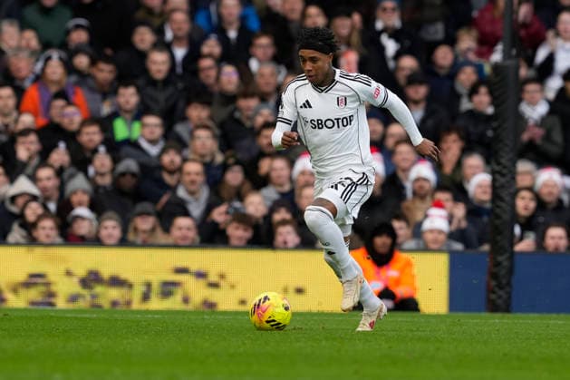 Fulham v Brighton and Hove Albion, Premier League Fulham midfielder Kevin (22) runs with the ball during the Premier League match between Fulham and Brighton and Hove Albion at Craven Cottage, London, UK on 24 January 2026. London Craven Cottage Greater London UK Editorial use only DataCo restrictions apply See www.football-dataco.com , Copyright: xStephenxFlynnx PSI-23616-0059