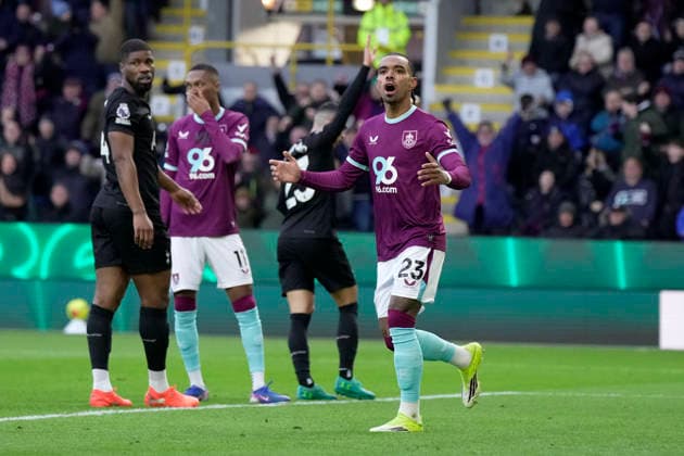 Burnley v Tottenham Hotspur, Burnley, UK - 24 Jan 2026 Goal ruled offside for Lucas Pires of Burnley during the Premier League match between Burnley and Tottenham Hotspur at Turf Moor, Burnley on 24 January 2026 ( Burnley Turf Moor Burnley England Copyright: xHarryxCornish PPAUKx PPA-242687