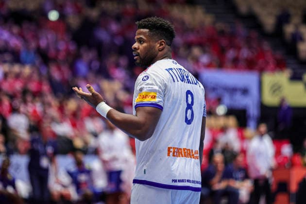 8Iturizza, Victor in action Match between FRANCE VS PORTUGAL valid for Men s EHF EURO 2026 at Jyske Bank Boxen in Herning on 24 January 2026. Herning Jyske Bank Boxen Herning Denmark Copyright: xIMAGOx xPRIMExSPORTSxIMAGESx xANGELOxMOREIRAx