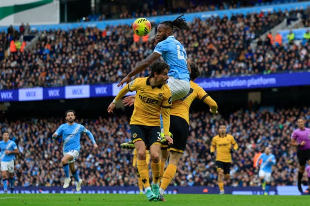 Manchester City v Wolverhampton Wanderers, Premier League Antione Semenyo (42) of Manchester City wins the header during the Premier League match between Manchester City and Wolverhampton Wanderers at the Etihad Stadium, Manchester, UK on 24 January 2026. Manchester Etihad Stadium Manchester UK Editorial use only DataCo restrictions apply See www.football-dataco.com , Copyright: xConorxMolloyx PSI-23610-0034