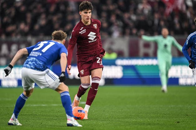 Como 1907 v Torino FC - Serie A Nico Paz of Calcio Como is in action during the Italian Serie A football match between Calcio Como and Torino FC at the Giuseppe Senigallia stadium in Como, Italy, on January 24, 2026. Como Italy  Copyright: xTizianoxBallabiox originalFilename:ballabio-calcioco260124_npO6e.jpg