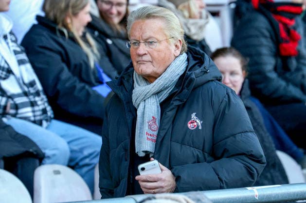 24.01.2026, xsscx, Frauen Fussball, 1. FC Koeln - SC Freiburg, 1. Fussball Bundesliga, 15. Spieltag, Franz-Kremer-Stadion, Saison 2025 2026: Michael Trippel (Stadionsprecher des 1. FC Köln) im Portrait DFB regulations prohibit any use of photographs as image sequences and or quasi-video. Photo: xSandraxScherningxPressefotoKochx Nordrhein-Westfalen Germany *** 24 01 2026, xsscx, Women Football, 1 FC Koeln SC Freiburg, 1 Fussball Bundesliga, 15 Matchday, Franz Kremer Stadion, Season 2025 2026 Michael Trippel Stadionsprecher des 1 FC Köln im Portrait DFB regulations prohibit any use of photographs as image sequences and or quasi video Photo xSandraxScherningxPressefotoKochx Nordrhein Westfalen Germany