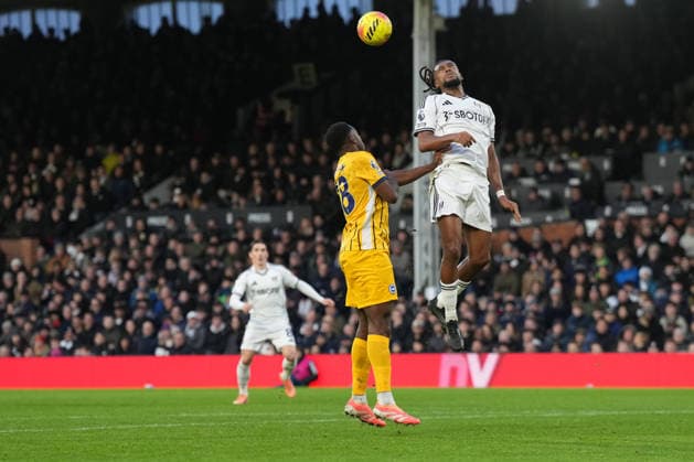 Fulham v Brighton and Hove Albion, Premier League Fulham midfielder Alex Iwobi (17) heads clear during the Premier League match between Fulham and Brighton and Hove Albion at Craven Cottage, London, UK on 24 January 2026. London Craven Cottage Greater London UK Editorial use only DataCo restrictions apply See www.football-dataco.com , Copyright: xStephenxFlynnx PSI-23616-0132