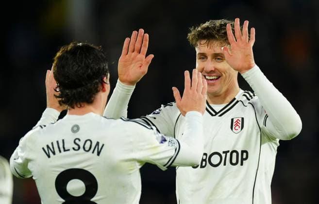 Tom Cairney of Fulham celebrates with Harry Wilson at full time Fulham v Brighton and Hove Albion, Premier League, Football, Craven Cottage, London, UK - 24 Jan 2026London Craven Cottage United Kingdom EDITORIAL USE ONLY No use with unauthorised audio, video, data, fixture lists, club league logos or live services. Online in-match use limited to 120 images, no video emulation. No use in betting, games or single club league player publications.  Copyright: xJavierxGarcia Shutterstockx 16425974bz