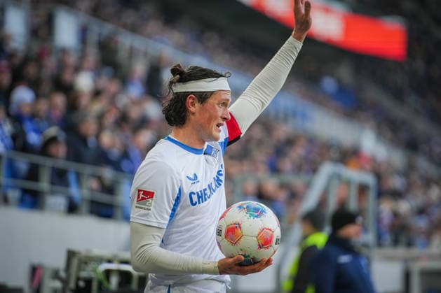 Deutschland, Fußball, 2 Bundesliga, Saison 2025 2026, Karlsruher SC vs. Herta BSC BBBank Wildpark (Karlsruhe): Fabian Reese (Hertha BSC, 11) Karlsruhe BBBank Wildpark Baden-Württemberg Deutschland