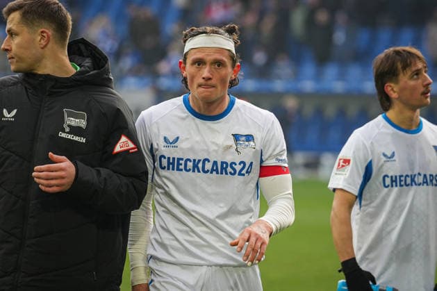 Deutschland, Fußball, 2 Bundesliga, Saison 2025 2026, Karlsruher SC vs. Herta BSC BBBank Wildpark (Karlsruhe): Fabian Reese (Hertha BSC, 11) Karlsruhe BBBank Wildpark Baden-Württemberg Deutschland