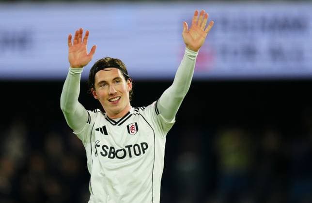 Harry Wilson of Fulham celebrates at full time Fulham v Brighton and Hove Albion, Premier League, Football, Craven Cottage, London, UK - 24 Jan 2026London Craven Cottage United Kingdom EDITORIAL USE ONLY No use with unauthorised audio, video, data, fixture lists, club league logos or live services. Online in-match use limited to 120 images, no video emulation. No use in betting, games or single club league player publications.  Copyright: xJavierxGarcia Shutterstockx 16425974cf