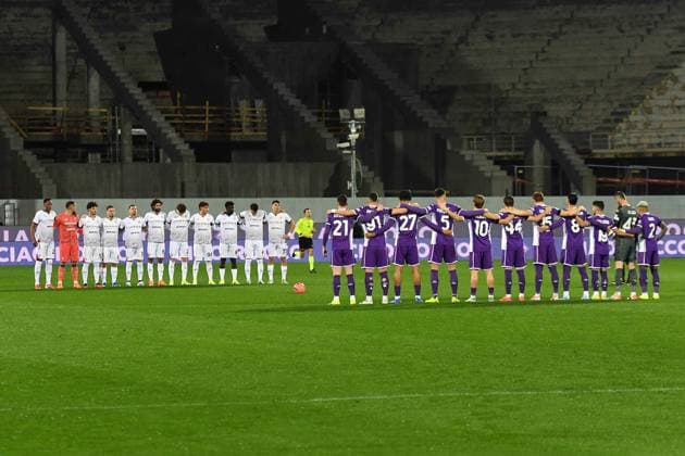 Foto IPP Giacomo Morini Firenze 24 01 2026 Campionato di calcio di serie A 2025 2026 Acf Fiorentina vs Cagliari Calcio. nella foto: il minuto di silenzio in ricordo del Presidente Rocco B. Commisso.. italy ITALY  Copyright: xR4924_italyphotopressx