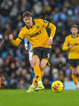 Manchester City v Wolverhampton Wanderers Premier League Jorgen Strand Larsen of Wolverhampton Wanderers during the Premier League match at the Etihad Stadium, Manchester 24 01 2026 UK Newspapers OUT Copyright: xKarlxVallantinex FIL-22858-0103