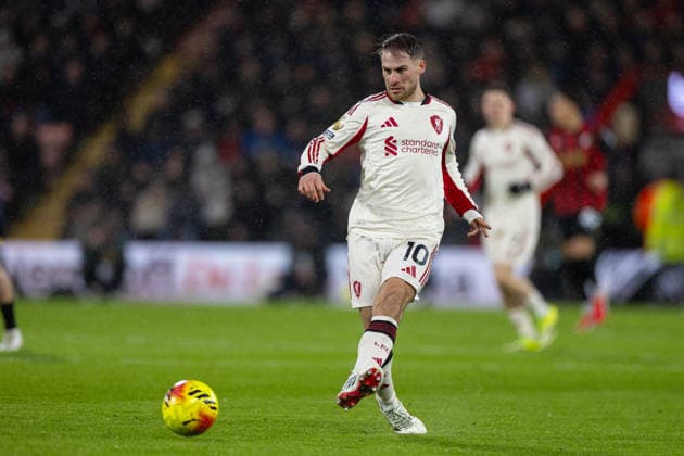 Football - FA Premier League - Bournemouth AFC v Liverpool FC BOURNEMOUTH, ENGLAND - Saturday, January 24, 2026: Liverpool s Alexis Mac Allister during the FA Premier League match between Bournemouth AFC and Liverpool FC at Dean Court. (Photo by David Rawcliffe Propaganda) BOURNEMOUTH Dean Court DORSET ENGLAND  Copyright: xDavidxRawcliffex P2026-01-24-Bournemouth_Liverpool-83