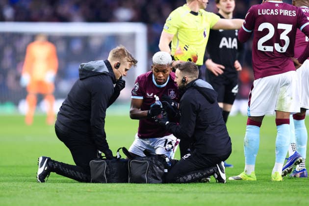 Burnley, England, 24th January 2026. Florentino Luis of Burnley receives medical treatment after getting a hand in the face by Djed Spence of Tottenham Hotspur (not pictured) during the Burnley vs Tottenham Hotspur Premier League match at Turf Moor, Burnley. Picture credit should read: Jessica Hornby Sportimage EDITORIAL USE ONLY. No use with unauthorised audio, video, data, fixture lists, club league logos or live services. Online in-match use limited to 120 images, no video emulation. No use in betting, games or single club league player publications. SPI_067_JH_BURNLEY_TOTTENHAM SPI-4474-0066