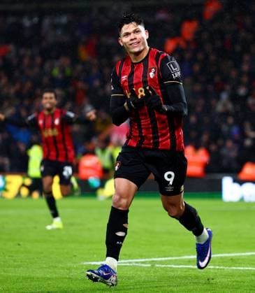 Evanilson of AFC Bournemouth celebrates scoring a goal after making the score 1-0. AFC Bournemouth v Liverpool, Premier League, Football, Vitality Stadium, Bournemouth, UK - 24 Jan 2026Bournemouth Vitality Stadium United Kingdom EDITORIAL USE ONLY No use with unauthorised audio, video, data, fixture lists, club league logos or live services. Online in-match use limited to 120 images, no video emulation. No use in betting, games or single club league player publications. Copyright: xJamesxMarsh Shutterstockx 16426007ay