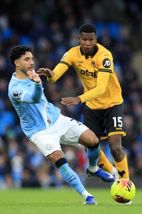 24th January 2026; Etihad Stadium, Manchester, Lancashire, England; Premier League Football, Manchester City versus Wolverhampton Wanderers; Omar Marmoush of Manchester City competes for the ball with Yerson Mosquera of Wolverhampton Wanderers  DavidxBlunsden Content restricted for UK based newspaper