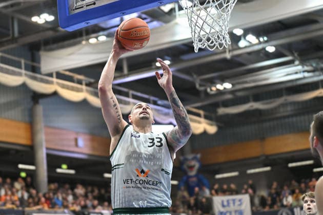 Maik Zirbes (Trier, 33), Syntainics MBC vs. Vet-Concept Gladiators Trier, Basketball, 1. Bundesliga, Maenner, 17. Spieltag Hauptrunde, Saison 2025 26, 24.01.2026. Weißenfels Stadthalle Sachsen-Anhalt Deutschland