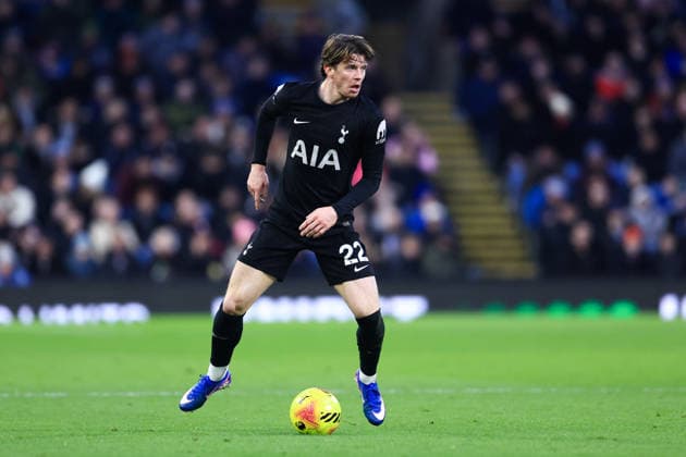 Burnley, England, 24th January 2026. Conor Gallagher of Tottenham Hotspur during the Burnley vs Tottenham Hotspur Premier League match at Turf Moor, Burnley. Picture credit should read: Jessica Hornby Sportimage EDITORIAL USE ONLY. No use with unauthorised audio, video, data, fixture lists, club league logos or live services. Online in-match use limited to 120 images, no video emulation. No use in betting, games or single club league player publications. SPI_102_JH_BURNLEY_TOTTENHAM SPI-4474-0101