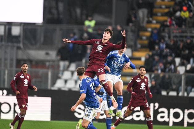 CALCIO - Serie A - Como 1907 vs Torino FC Cesare Casadei of Torino FC in action during the Italian Serie A football match between Calcio Como and Torino FC on January 24, 2026 at the Giuseppe Senigallia stadium in Como, Italy Photo Tiziano Ballabio Como Italy  Copyright: xIPAxSport ABACAx