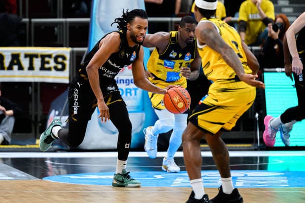 Ludwigsburg, BBL - 25 26 - MHP Riesen Ludwigsburg vs. Basketball Loewen Braunschweig Chip Flanigan (Braunschweig) Ludwigsburg MHP Arena Baden-Württemberg Deutschland