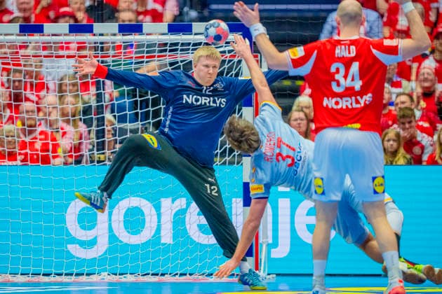 Handball European Championship 2026 Spain Denmark Herning, Denmark 20260124 Denmark s goalkeeper Emil Nielsen during the European Championship handball match between Spain and Denmark at Boxen arena in Herning Photo Stian Lysberg Solum NTB Herning Denmark EDITORIAL USE ONLY RESTRICTED USE FOR BETTING COMPANIES  Copyright: xStianxLysbergxSolumx xNTBx